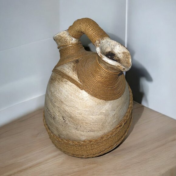 Unique Artisan Made Wedding Pottery Vase Signed from Chile Wrapped in Rope - Picture 2 of 6